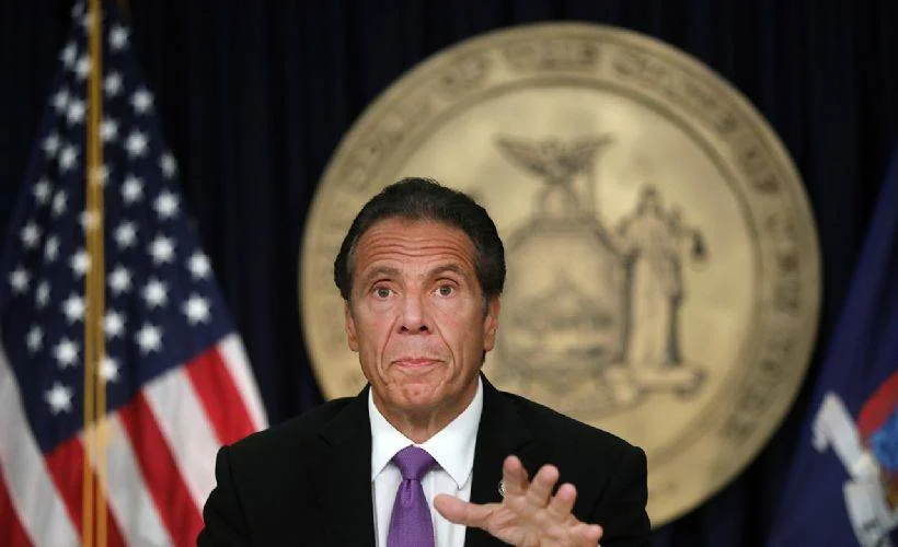 New York kaos içinde, Vali Cuomo skandallarıyla gündemde