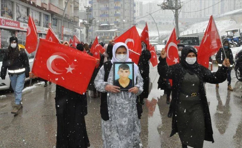 Oğlu dağa kaçırılan Emine Üstek: Zalimler çocuklarımızı geri getirsin