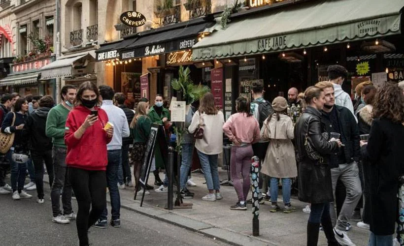 Paris'in 2 bölgesinde alkol tüketimi yasaklandı