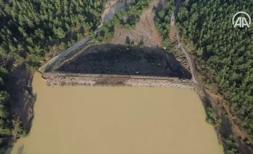 Sağanaktan zarar gören Balaban Göleti'nde su tahliyesi sürüyor