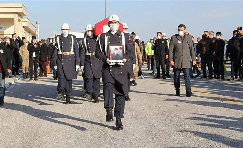 Şehit Astsubay Başçavuş Semih Özbey son yolculuğuna uğurlandı