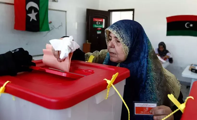 Trablus'ta halk, belediye seçimleri için sandıklara gitti
