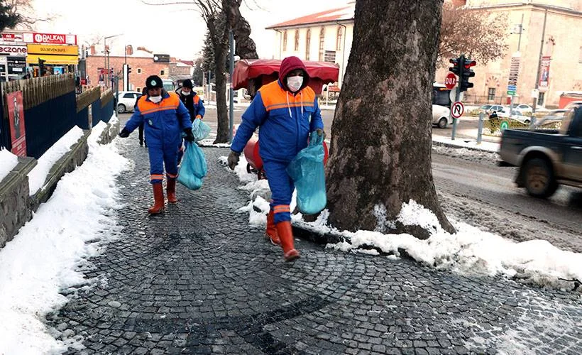 Trakya'da kar yağışı etkisini kaybetti