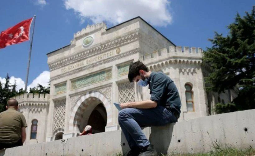 Üniversiteler yüz yüze eğitim için ne zaman açılacak? YÖK'ten flaş açıklama