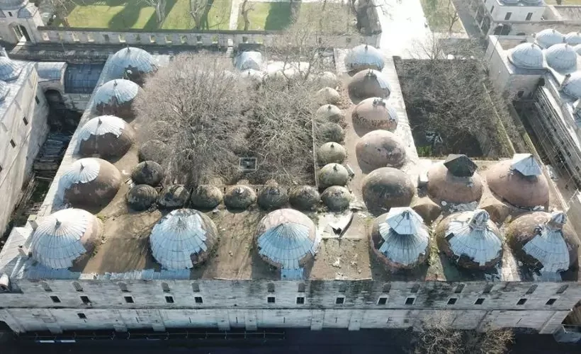 Vakıflar Genel Müdürlüğü: Süleymaniye Külliyesi'nde restorasyon emin ellerde devam ediyor