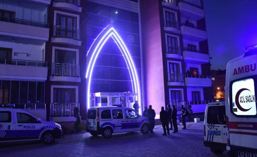 10 yaşındaki oğlunu boğarak öldürdü