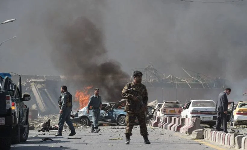 Afganistan'da bomba yüklü araçla saldırı