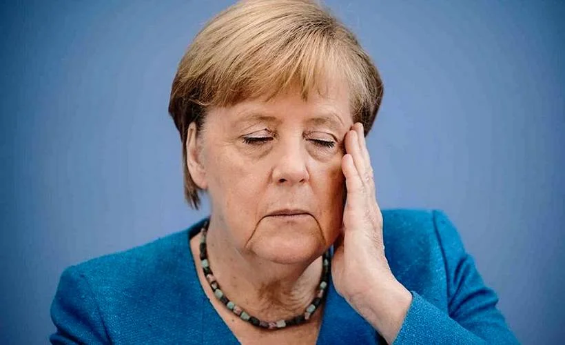 Alman gazeteci Harms: Merkel kontrolü kaybediyor