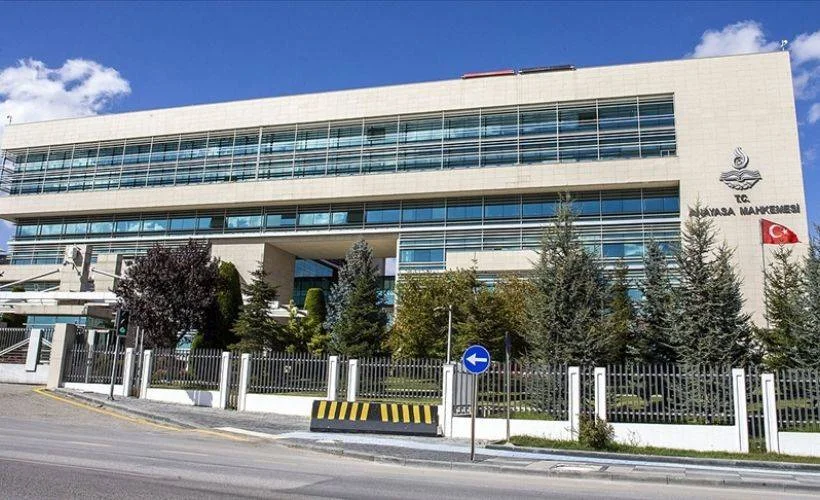 Anayasa Mahkemesi'nden 'yaşlılık aylığı' kararı