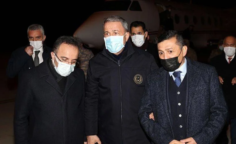 Bakan Akar'dan Bitlis'teki helikopter kazasına ilişkin ilk açıklama!
