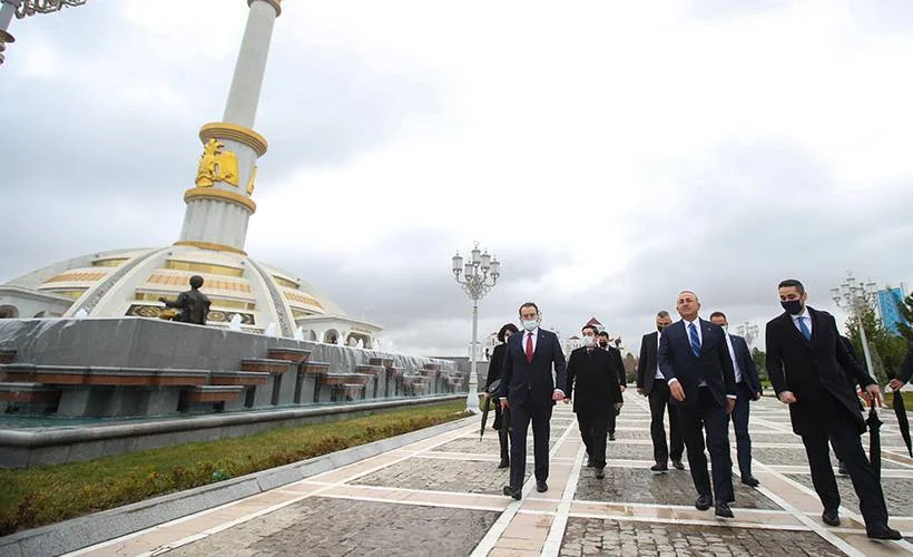 Bakan Çavuşoğlu Aşkbat'ta