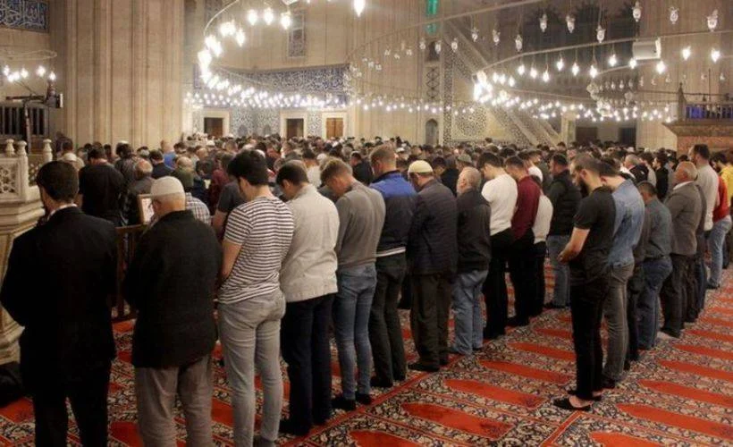 Camilerde teravih kılınacak mı? Ramazan'da teravih namazı iptal mi edilecek?