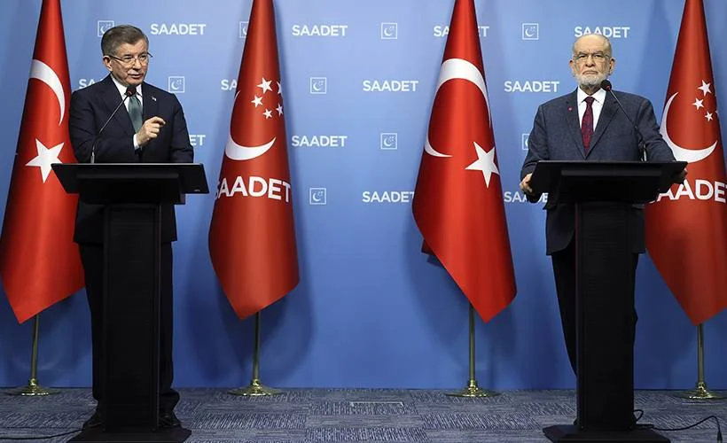 Davutoğlu'ndan Karamollaoğlu'na ziyaret
