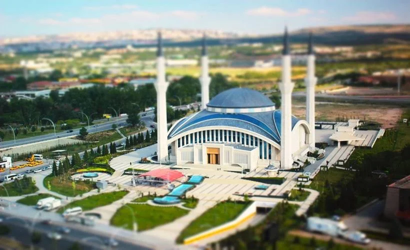 Diyanet'te kaç astronom var?