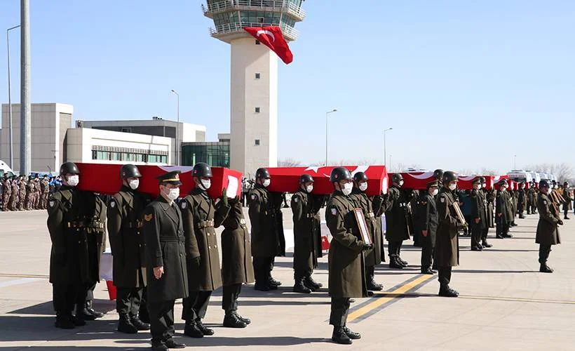 Dünyanın birçok ülkesinden 11 şehit asker için taziye mesajı yağdı