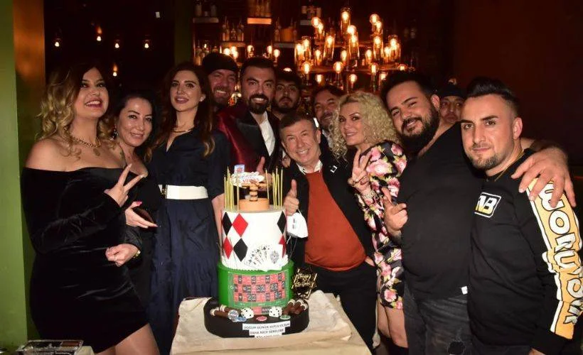 Evren Yaşlak yeni yaşında cemiyet hayatını buluşturdu...