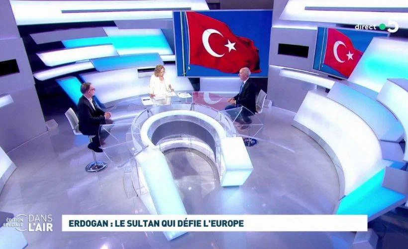 Fransa eski Cumhurbaşkanı Sarkozy: Avrupa ikiyüzlü davrandı, Türkler ise cesur ve dürüst