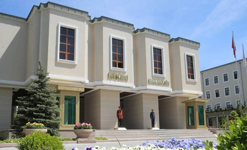 İçişleri Bakanlığı'ndan 'kontrollü normalleşme' genelgesi