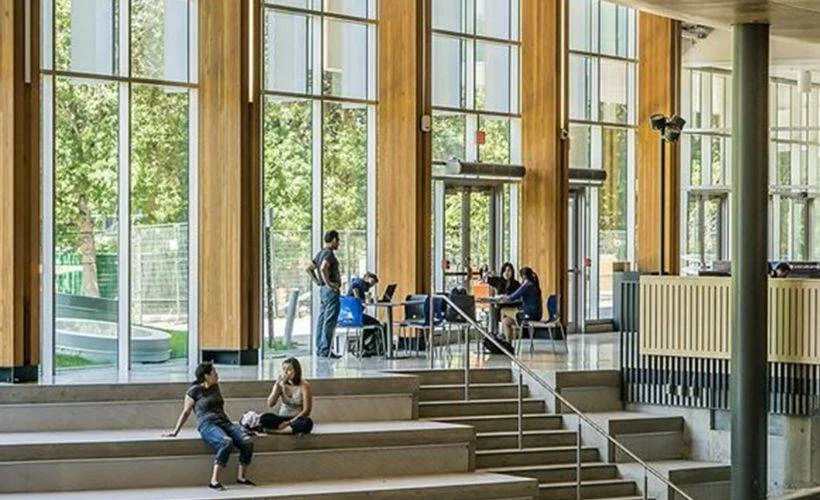 İngiltere'de mezun olan yabancı öğrencilere ilişkin yeni karar