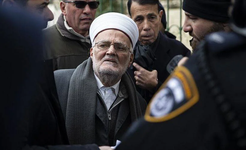 İsrail güçleri Mescid-i Aksa İmam Hatibi Şeyh Sabri'yi gözaltına aldı