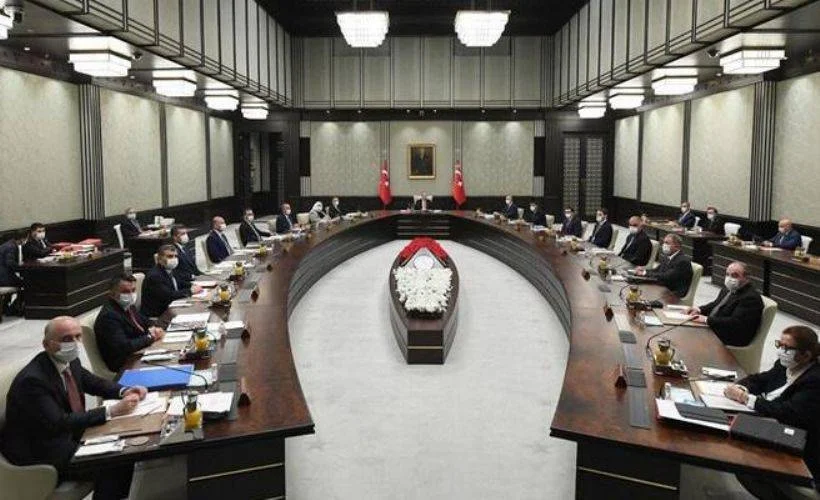 Kabinede bakanlar değişti mi? Kabinede hangi bakan değişti? Yeni bakanlar kimler olacak?