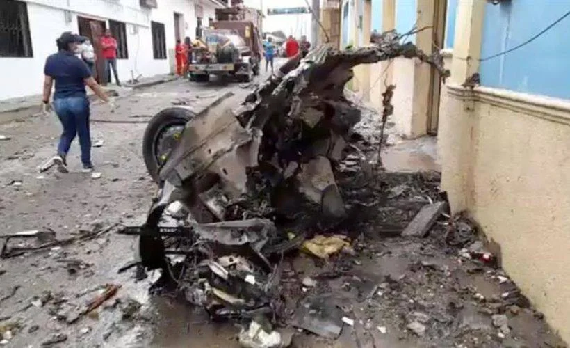 Kolombiya'da bombalı araçla saldırı: 17 yaralı