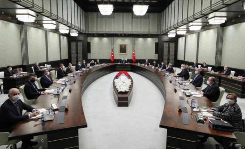 Kulisleri hareketlenmişti... Kabinede kaç isim değişecek?