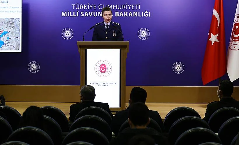 MSB: Helikopter görüş mesafesinin kaybedilmesi nedeniyle düştü