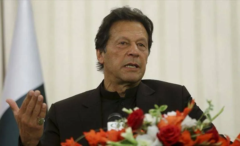 Pakistan Başbakanı Han: Hindistan barış için ilk adımı atmalı