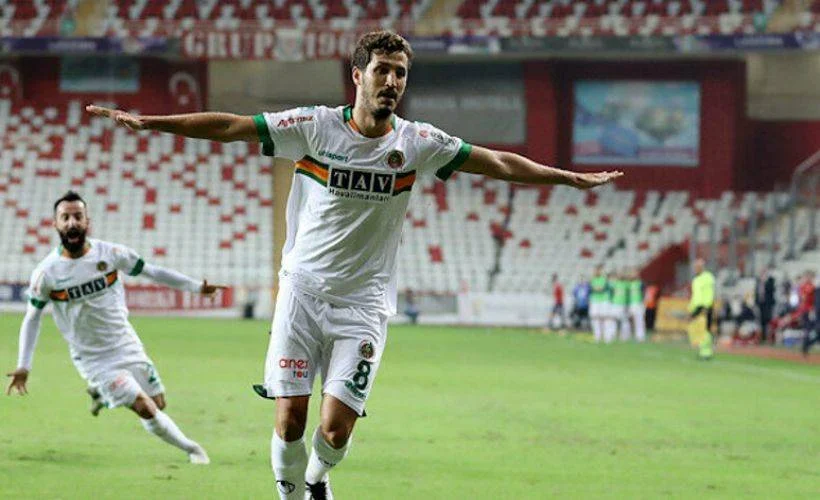 Sergen Yalçın'dan Salih Uçan hamlesi