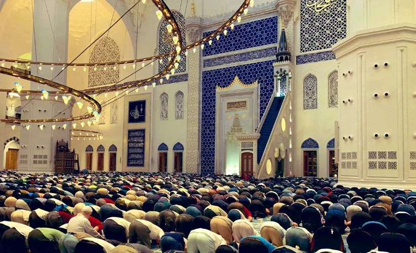 Teravih namazı için camiler açık olacak mı?