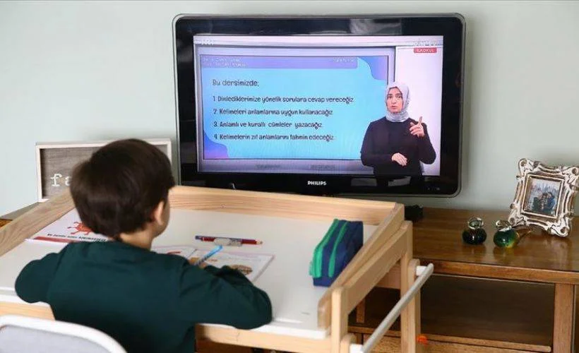 23 Nisan'da uzaktan eğitim var mı? 23 Nisan'da EBA olacak mı? 23 Nisan 2021 EBA dersi var mı?
