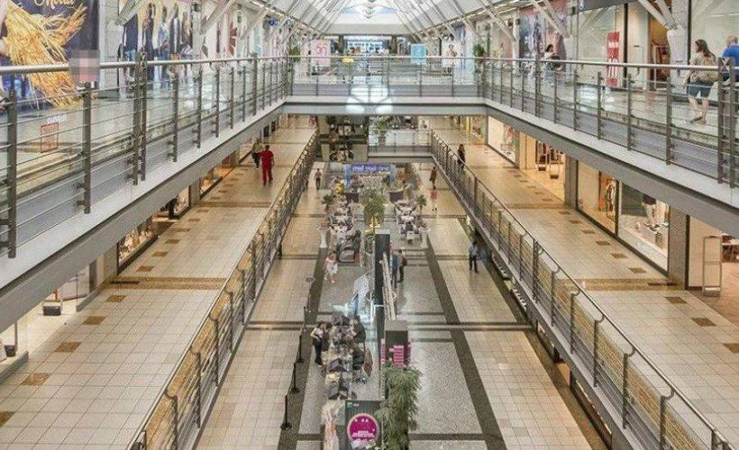 AVM çalışanları hafta sonu izinli mi? AVM'ler cumartesi açık mı?