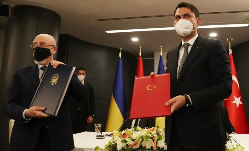 Bakan Kurum duyurdu: TOKİ Ukrayna'da 500 konut inşa edecek