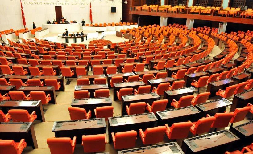 Bakan Vedat Bilgin'den bir eleştiri yazısı: "Sistem değişti de ne oldu!"