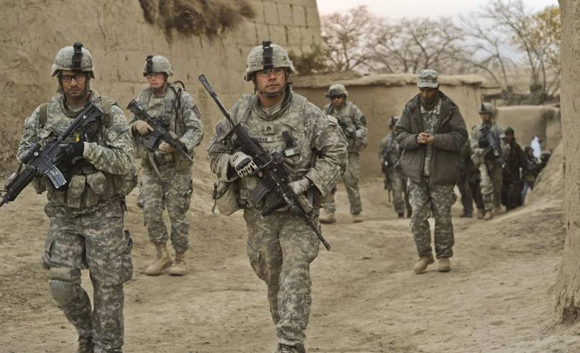 Bir ülkeden daha Afganistan'dan asker çekme kararı