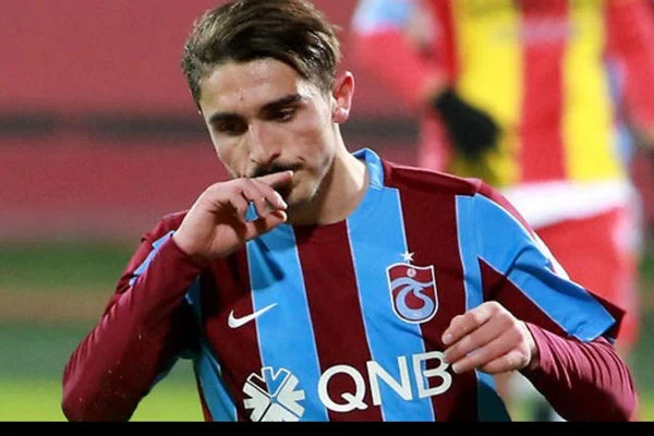 Burak Yılmaz: Abdülkadir Ömür'ün Lille gelmesini isterim