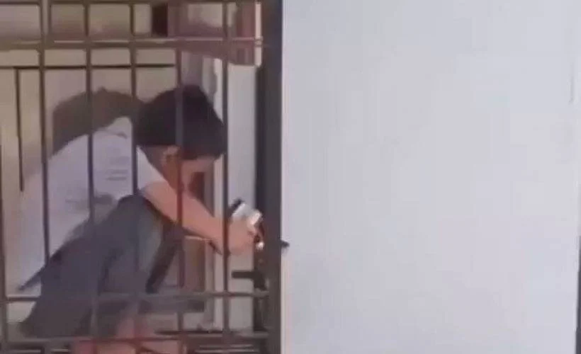 Çocuğun güvercin sevgisi duygulandırdı