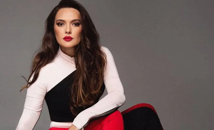 Demet Akalın: Kimse 'param yok' demesin, 2 milyon kişi tatilde