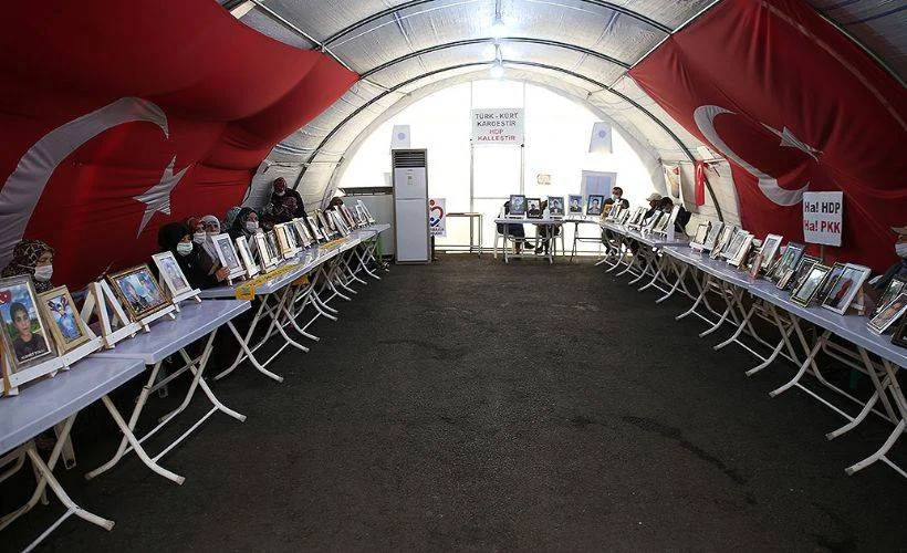 Diyarbakır annelerinden Elhaman: Evlatlarımızı PKK denilen lanete yem etmeyeceğiz