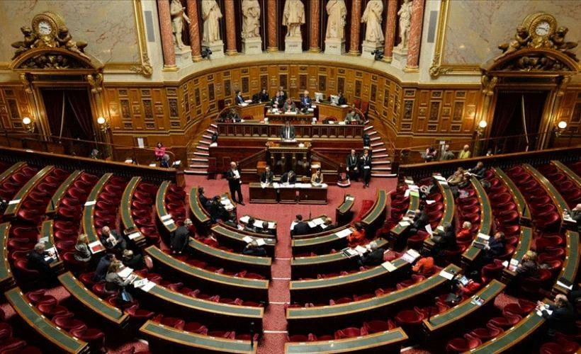 Fransa'da Senato'da 'ayrılıkçı' yasa tasarısı kabul edildi!