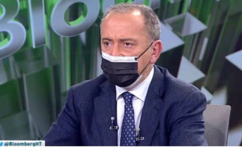 'Hayırdır, maskenizi niye çıkardınız Fatih Bey?'