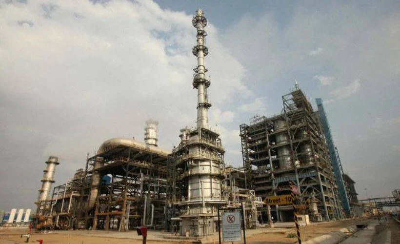 Hindistan'dan petrol üreticilerine gözdağı: Üretimi artıracağız