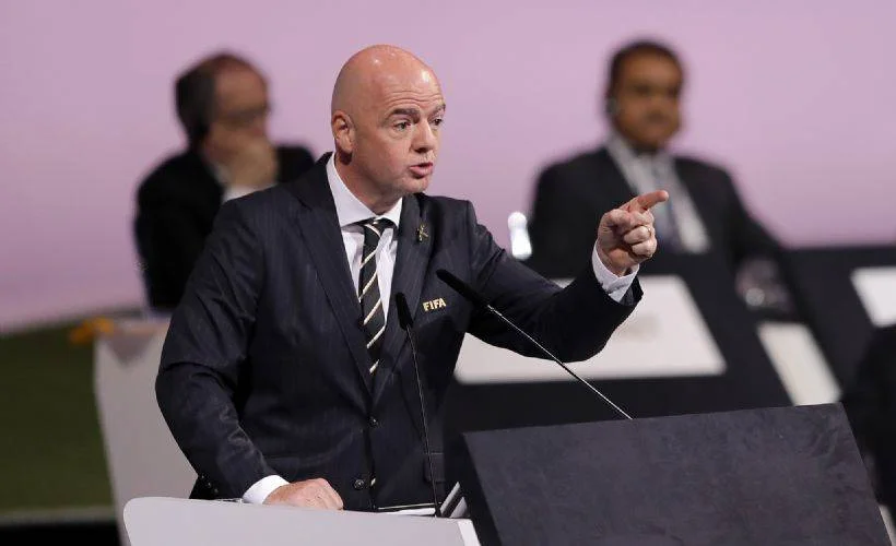 Infantino'dan 12 kulübe sert tepki: 'Yeni lige katılanlar sonuçlarına katlanır'