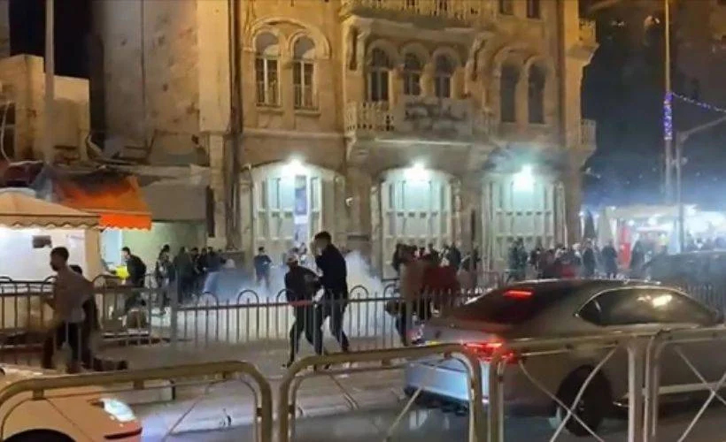 İsrail polisinden Kudüs'te Filistinlilere engelleme