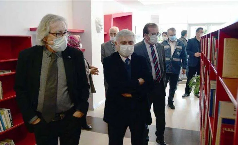 KARDEMİR Eğitim ve Kültür Merkezi bünyesinde oluşturulan kütüphane açıldı