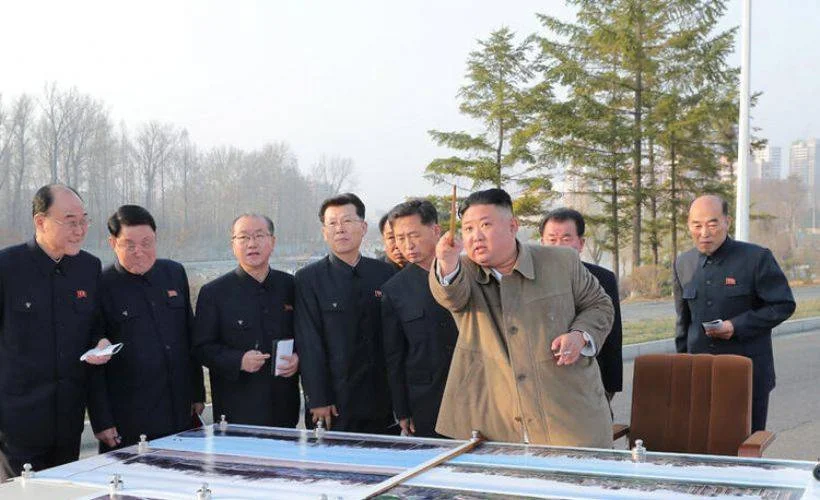 Kim Jong-un yine dikkatleri üzerine çekti... Bir Bakanı idam etti