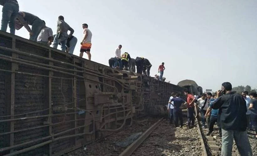 Mısır'da feci tren kazası: 100'den fazla yaralı var