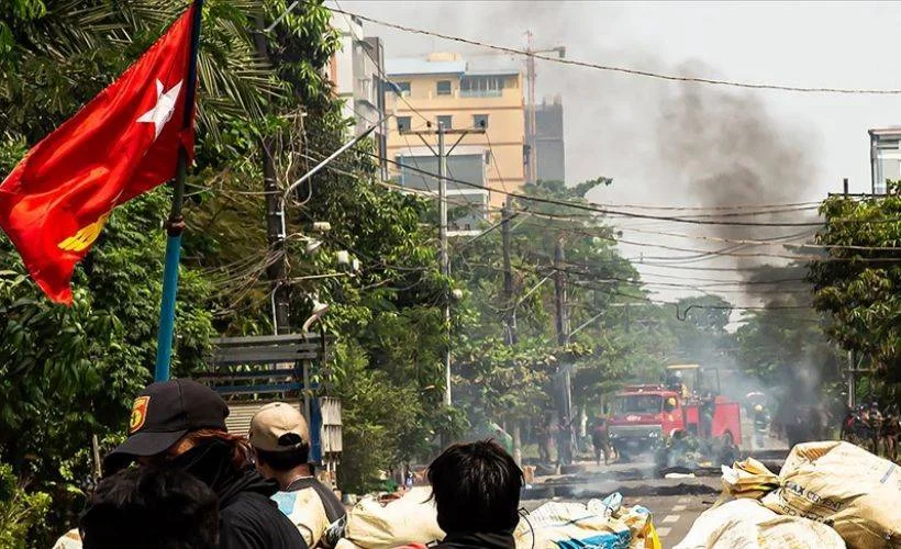 Myanmar ordusu iki bölgede etnik azınlıklara hava saldırısı düzenledi