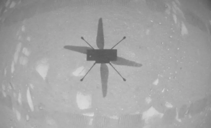 NASA, Mars'a gönderdiği mini helikopter Ingenuity'yi uçurdu